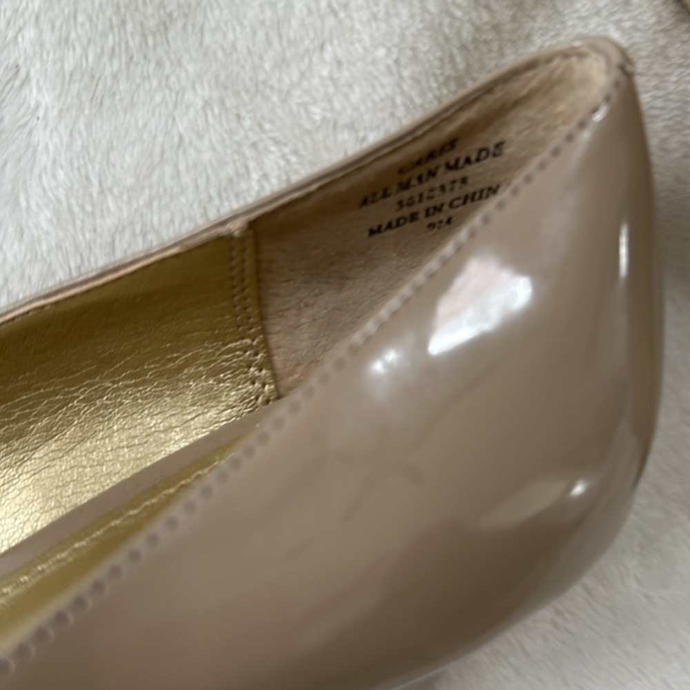 Kelly and Katie tan patent heels. Size 9M. Like new. - Picture 4 of 7